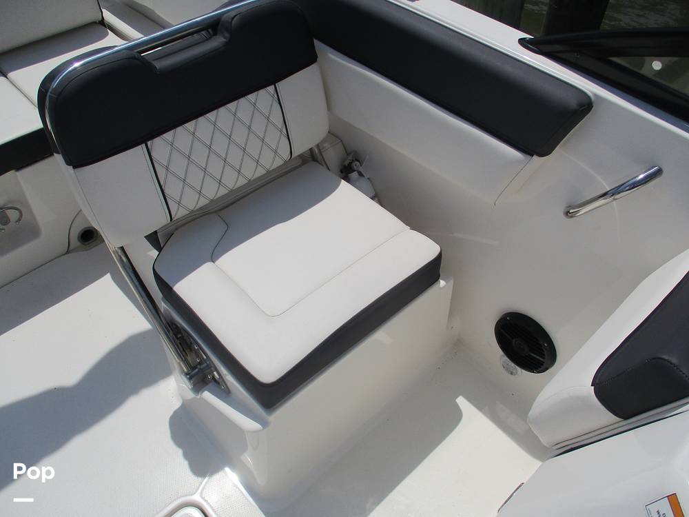 Slide: The Image of Bayliner DX 2200 2023 - 14293295