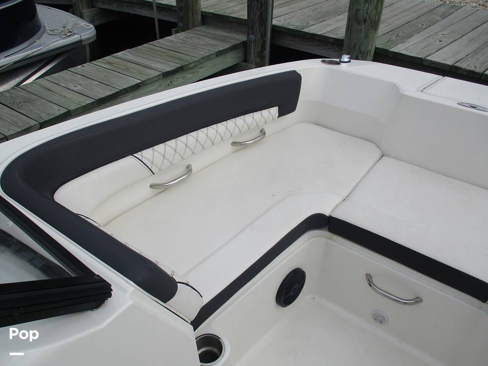 Slide: The Image of Bayliner DX 2200 2023 - 14301013