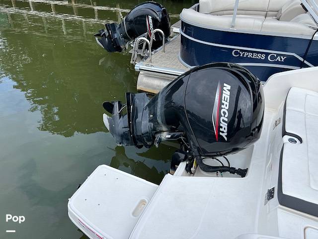 Slide: The Image of Bayliner DX 2200 2023 - 14659292