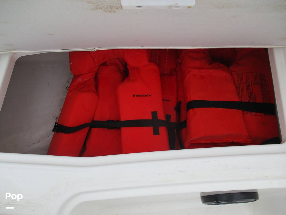 Slide: The Image of Bayliner DX 2200 2023 - 14301021