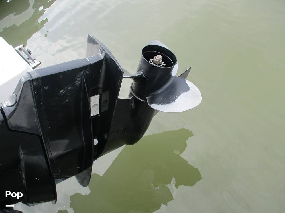 Slide: The Image of Bayliner DX 2200 2023 - 14300972