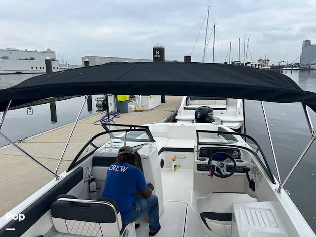 Slide: The Image of Bayliner DX 2200 2023 - 14164190