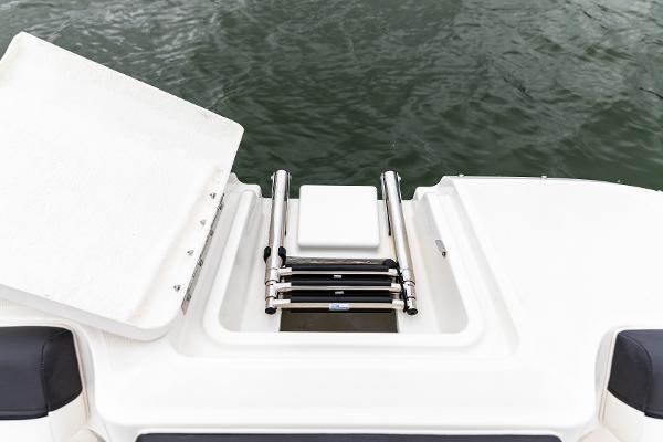 Slide: The Image of Bayliner DX2200 2024 - 7