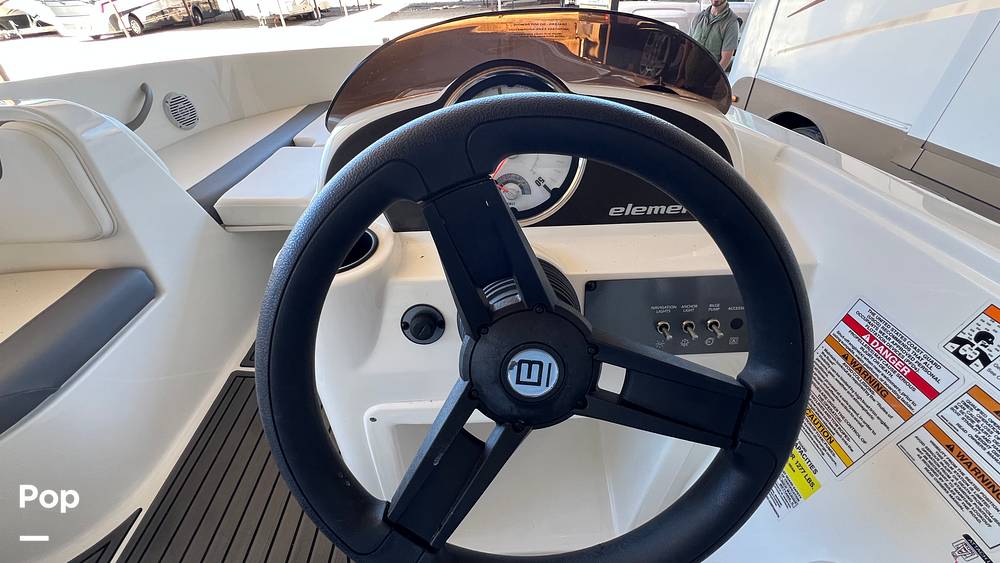 Slide: The Image of Bayliner E18 2023 - 15186503