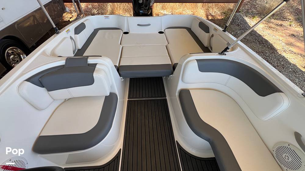 Slide: The Image of Bayliner E18 2023 - 15186515