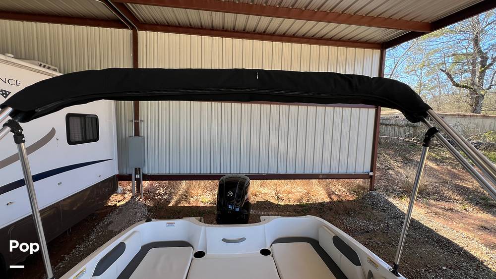 Slide: The Image of Bayliner E18 2023 - 15186516