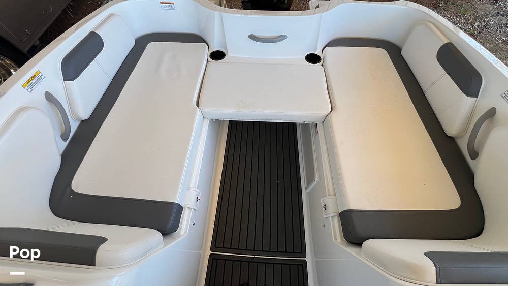 Slide: The Image of Bayliner E18 2023 - 15186537
