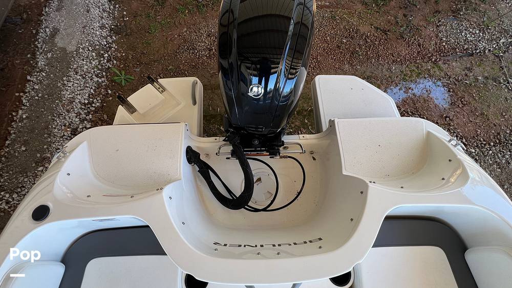 Slide: The Image of Bayliner E18 2023 - 15186545