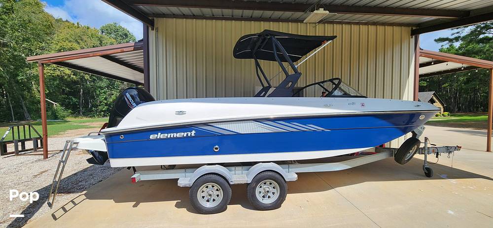 Slide: The Image of Bayliner Element E21 2022 - 4