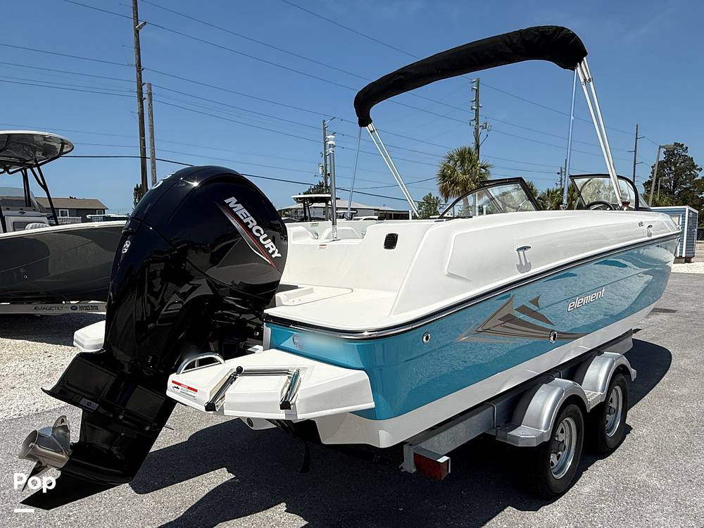 Slide: The Image of Bayliner Element E21 2024 - 15395065