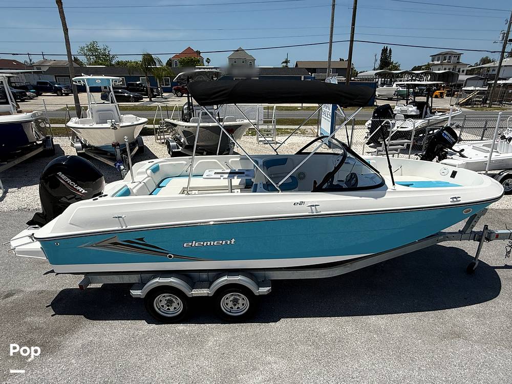 Slide: The Image of Bayliner Element E21 2024 - 15395079