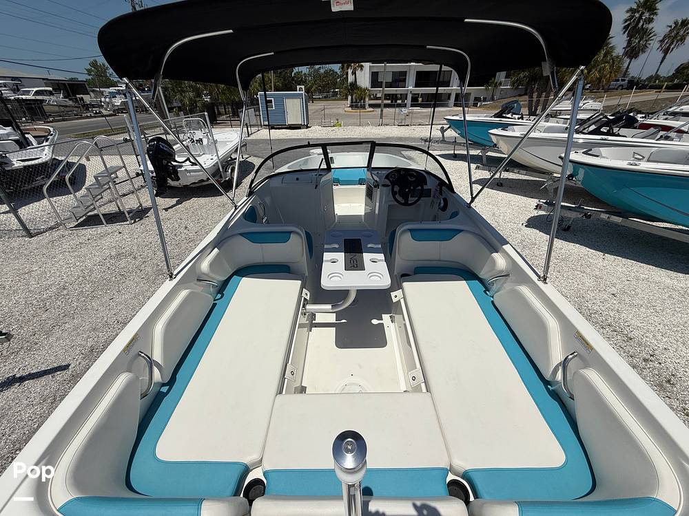 Slide: The Image of Bayliner Element E21 2024 - 15395083