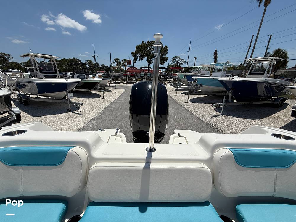 Slide: The Image of Bayliner Element E21 2024 - 15395087