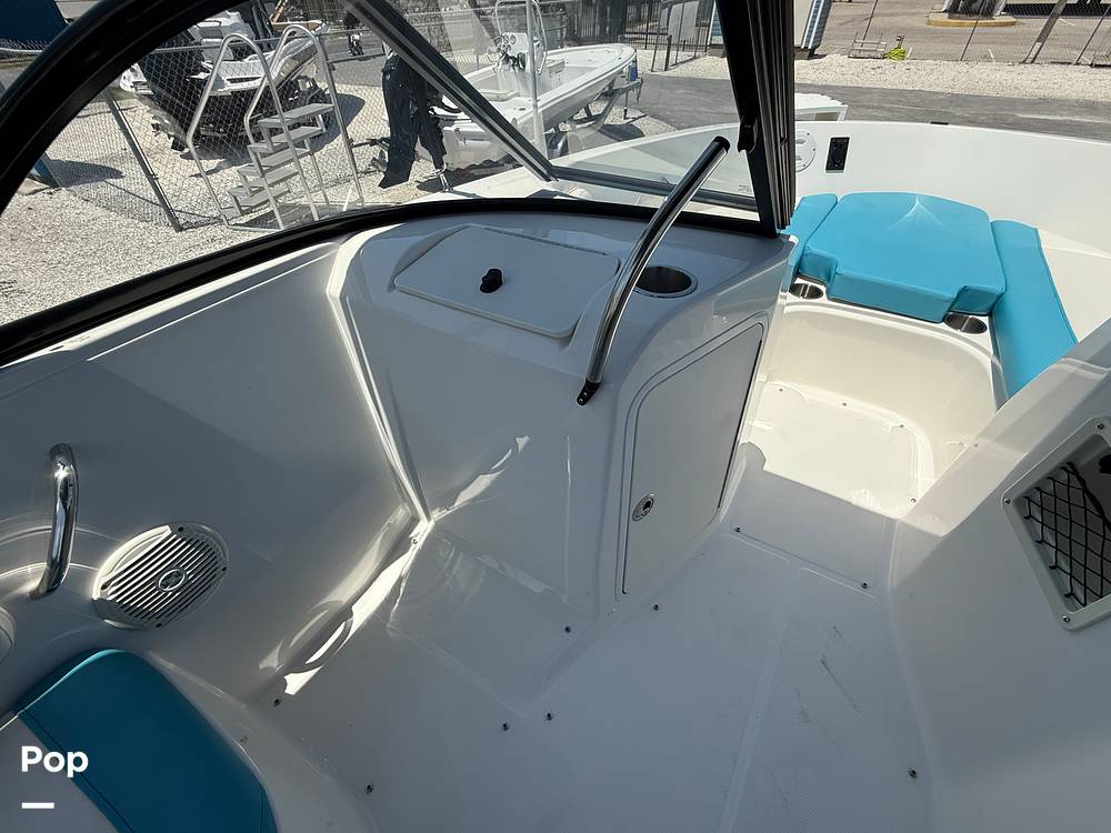 Slide: The Image of Bayliner Element E21 2024 - 15395101