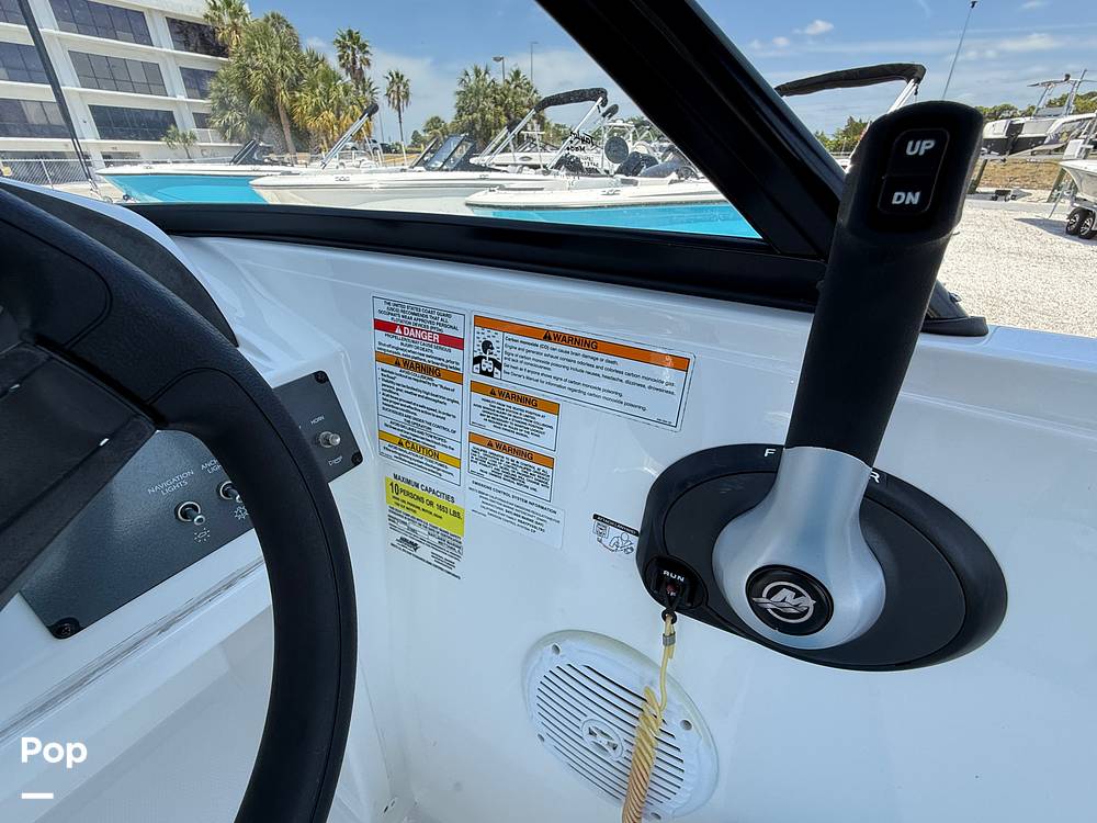 Slide: The Image of Bayliner Element E21 2024 - 15395107