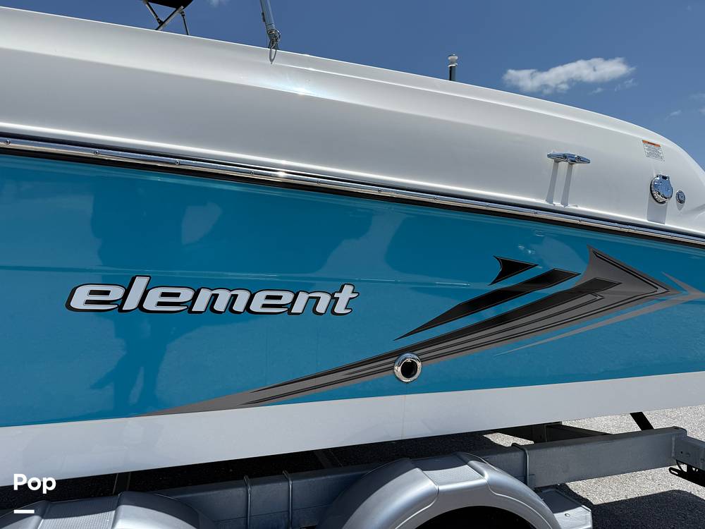 Slide: The Image of Bayliner Element E21 2024 - 15395131