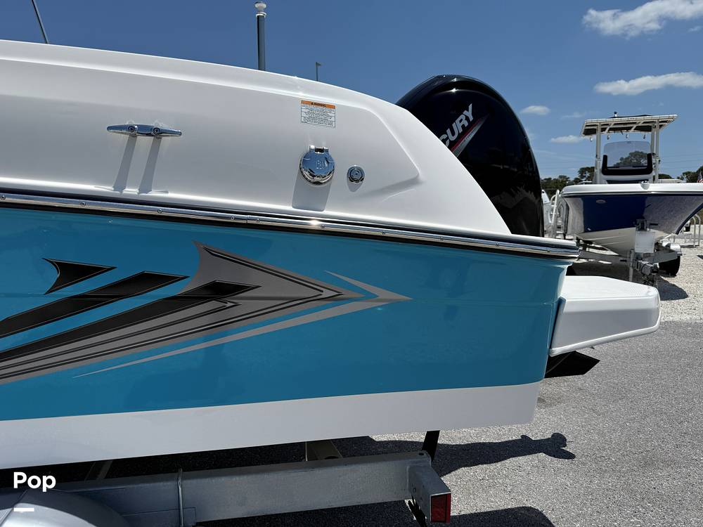 Slide: The Image of Bayliner Element E21 2024 - 15395132