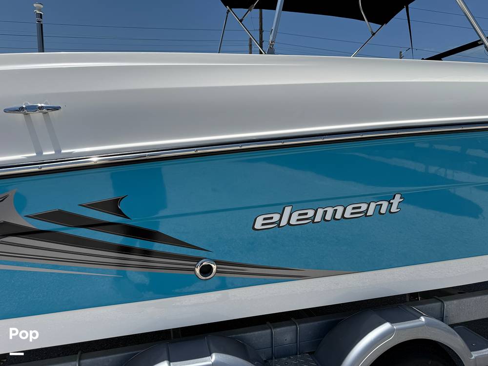 Slide: The Image of Bayliner Element E21 2024 - 15395143
