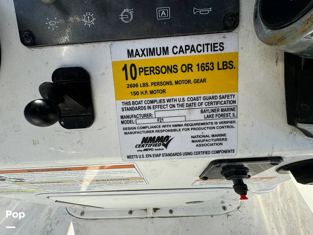 Slide: The Image of Bayliner Element f-21 2018 - 14895512