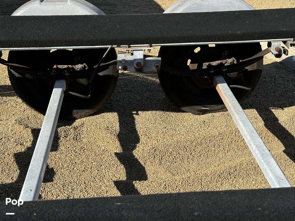 Slide: The Image of Bayliner Element f-21 2018 - 14895574