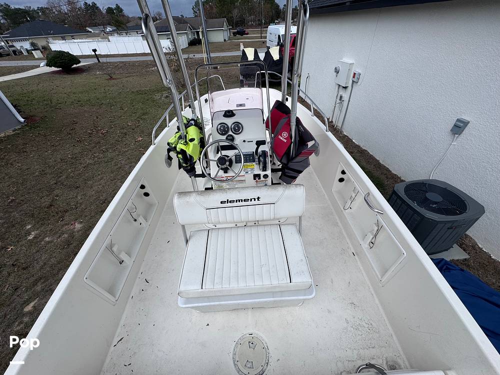 Slide: The Image of Bayliner Element F21 2019 - 15041668