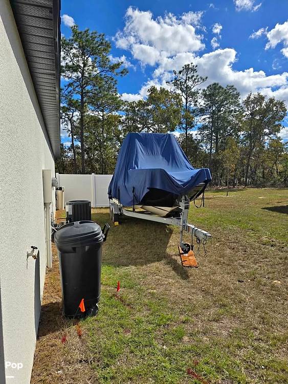 Slide: The Image of Bayliner Element F21 2019 - 15040054