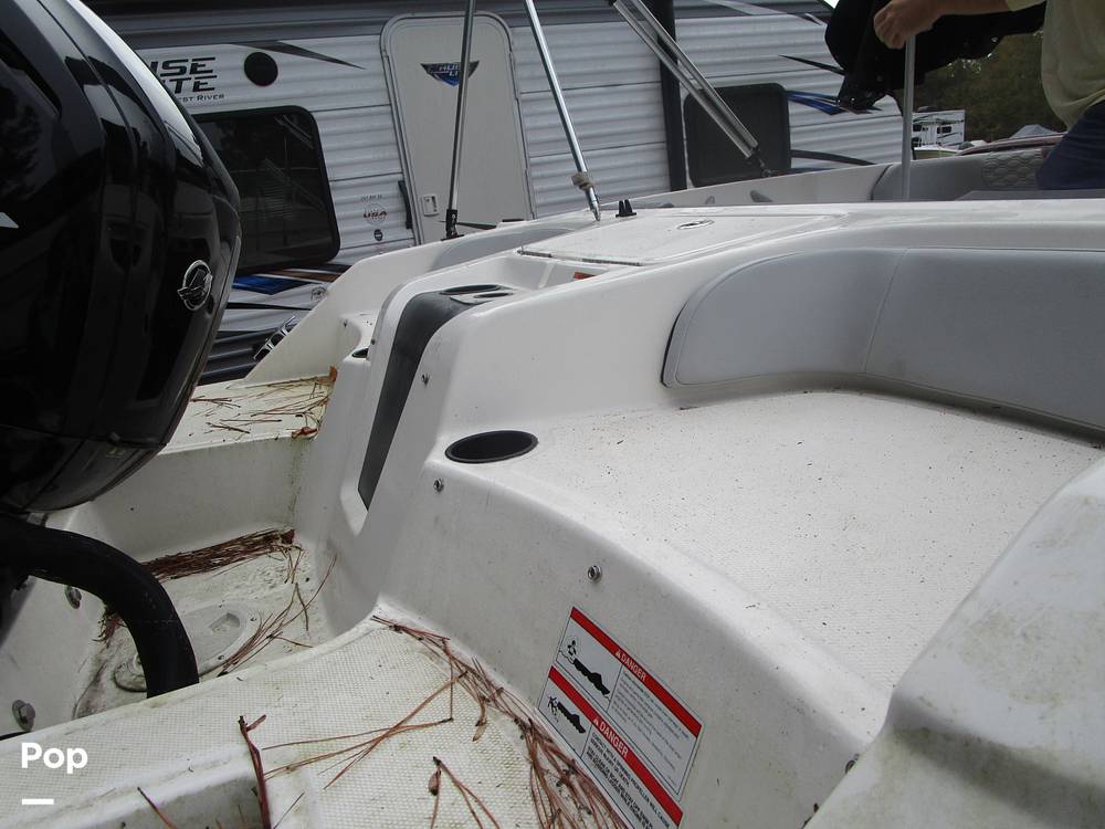 Slide: The Image of Bayliner Element M17 2022 - 13459808
