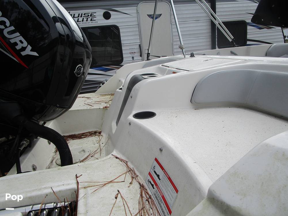 Slide: The Image of Bayliner Element M17 2022 - 13459810