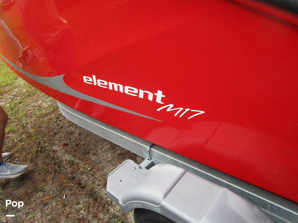 Slide: The Image of Bayliner Element M17 2022 - 13459799