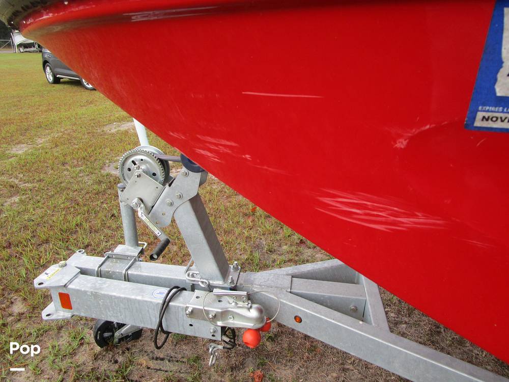 Slide: The Image of Bayliner Element M17 2022 - 13459800