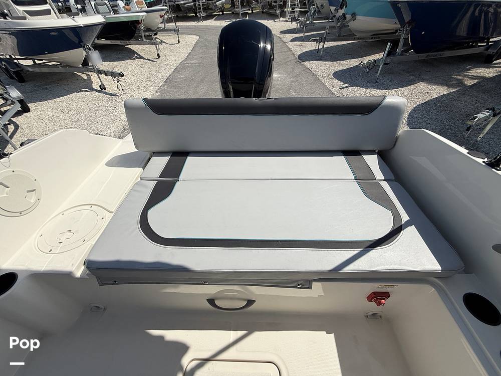 Slide: The Image of Adjustable Aft Lounge - 15390524