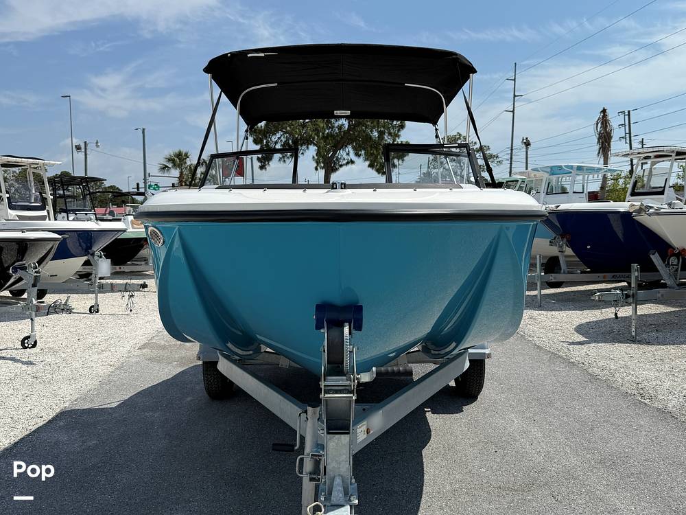 Slide: The Image of Bayliner Element M19 2024 - 15390553