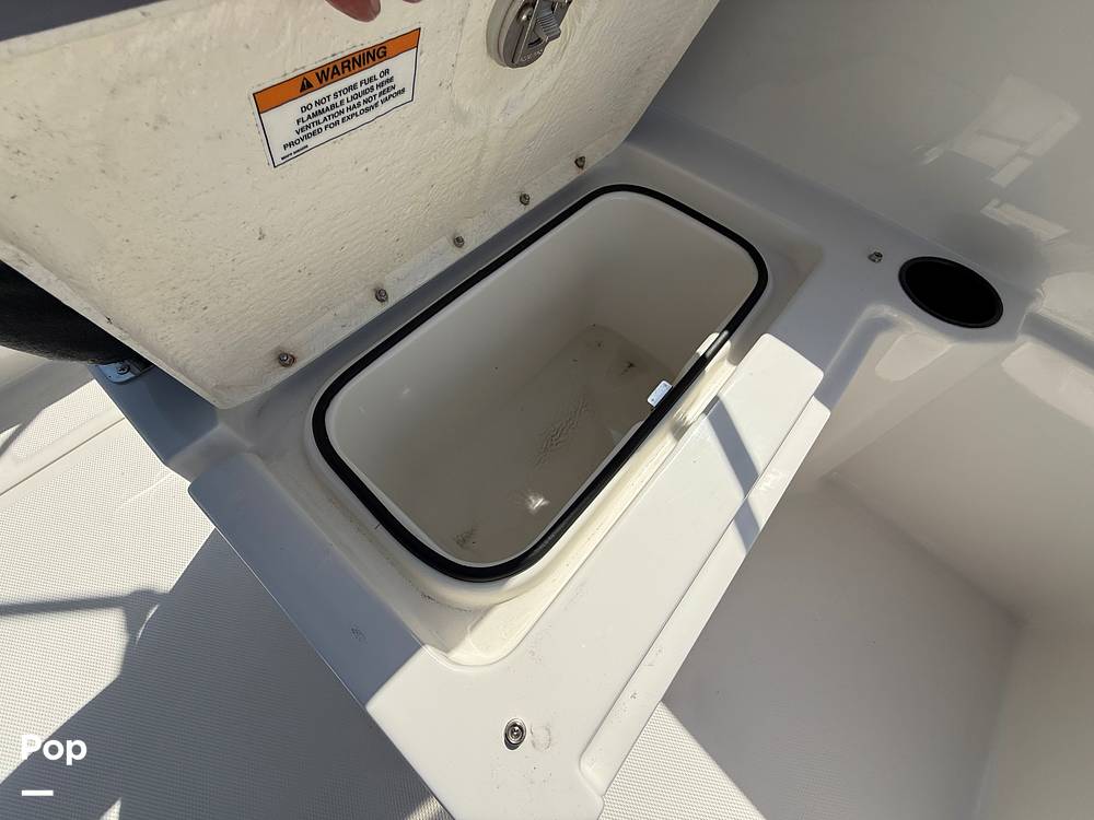 Slide: The Image of Bayliner Element M19 2024 - 15390572