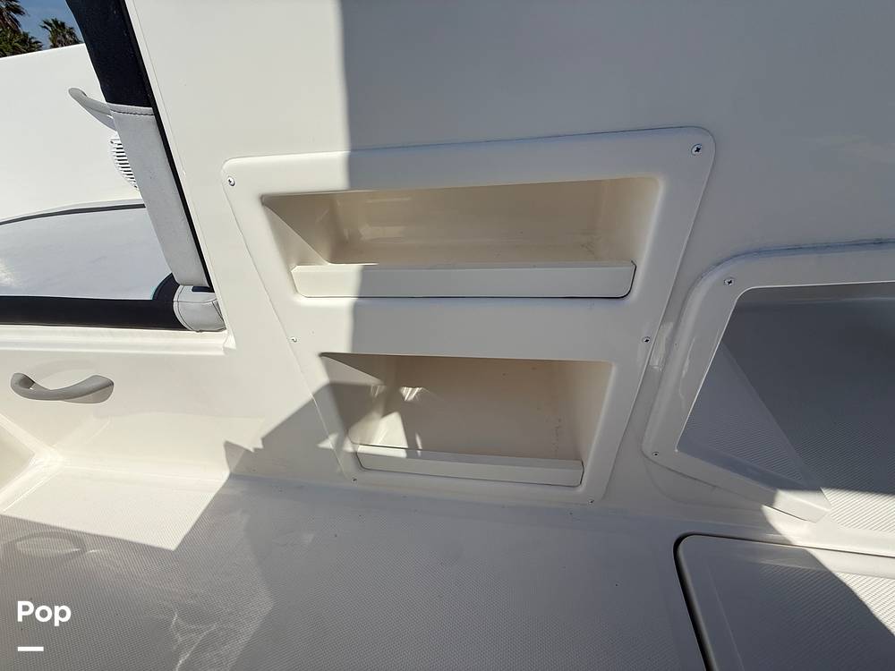 Slide: The Image of Bayliner Element M19 2024 - 15390623