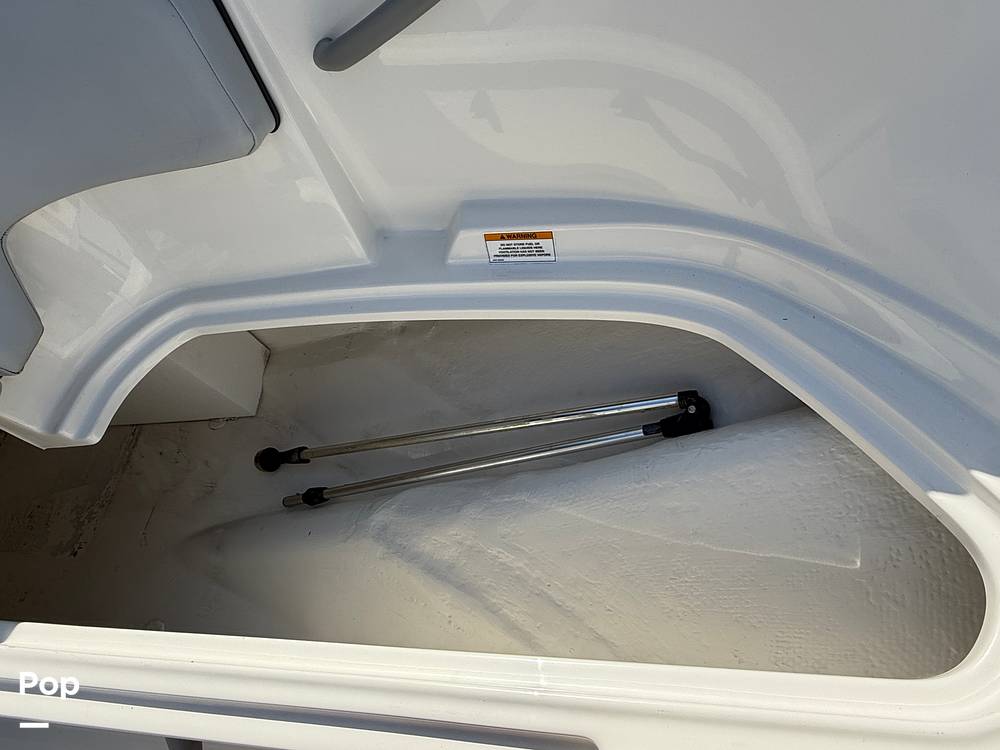 Slide: The Image of Bayliner Element M19 2024 - 15390630