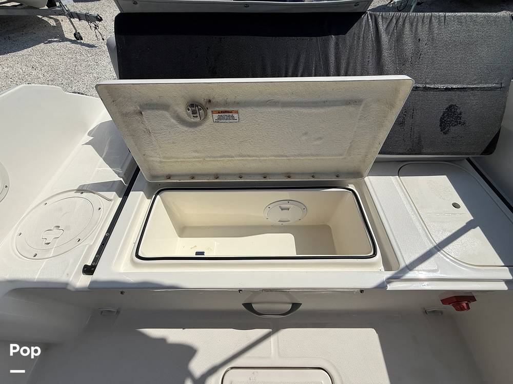 Slide: The Image of Bayliner Element M19 2024 - 15390636