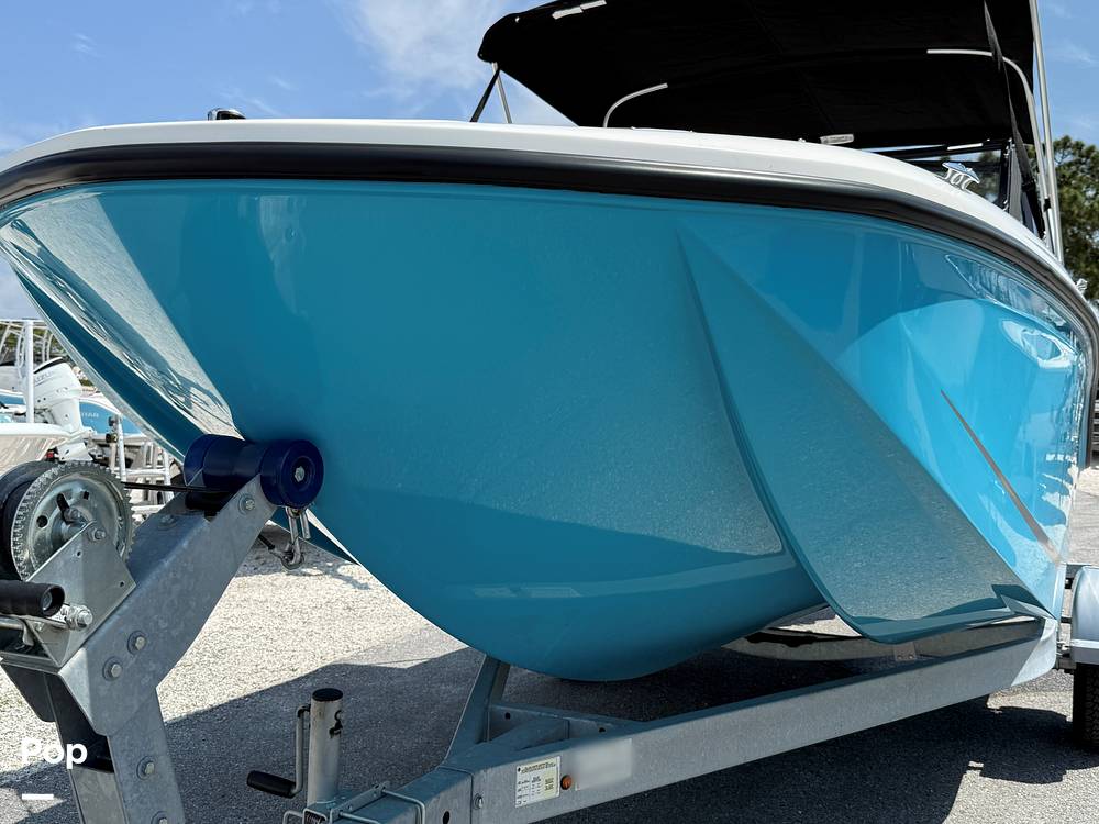 Slide: The Image of Bayliner Element M19 2024 - 15390641