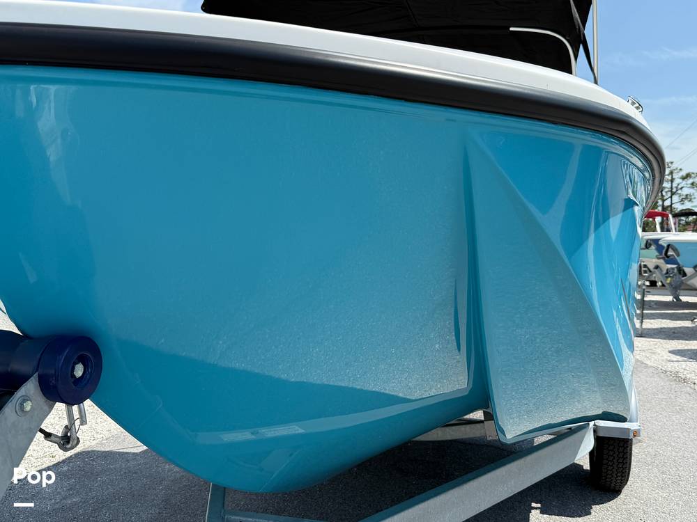 Slide: The Image of Bayliner Element M19 2024 - 15390642