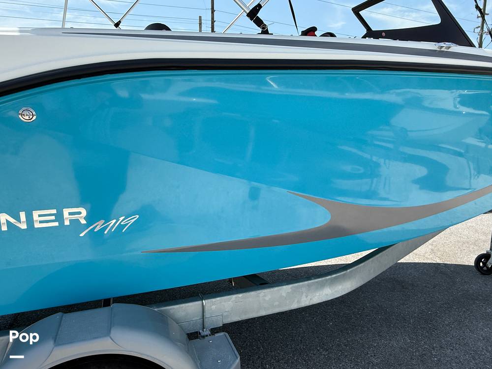 Slide: The Image of Bayliner Element M19 2024 - 15390656