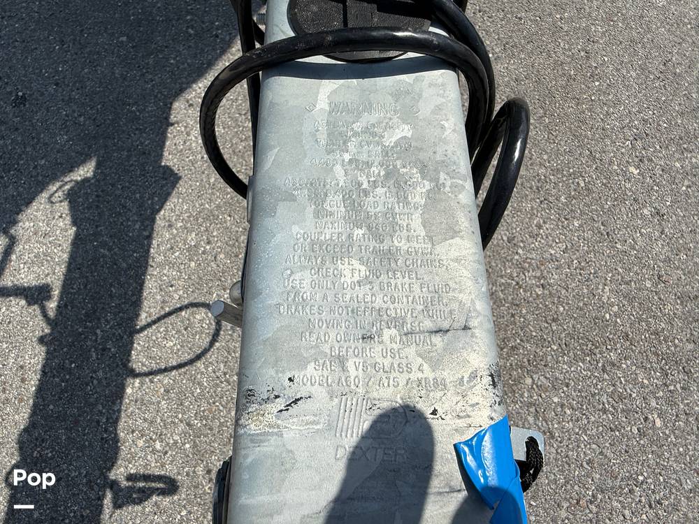 Slide: The Image of Bayliner Element M19 2024 - 15390663