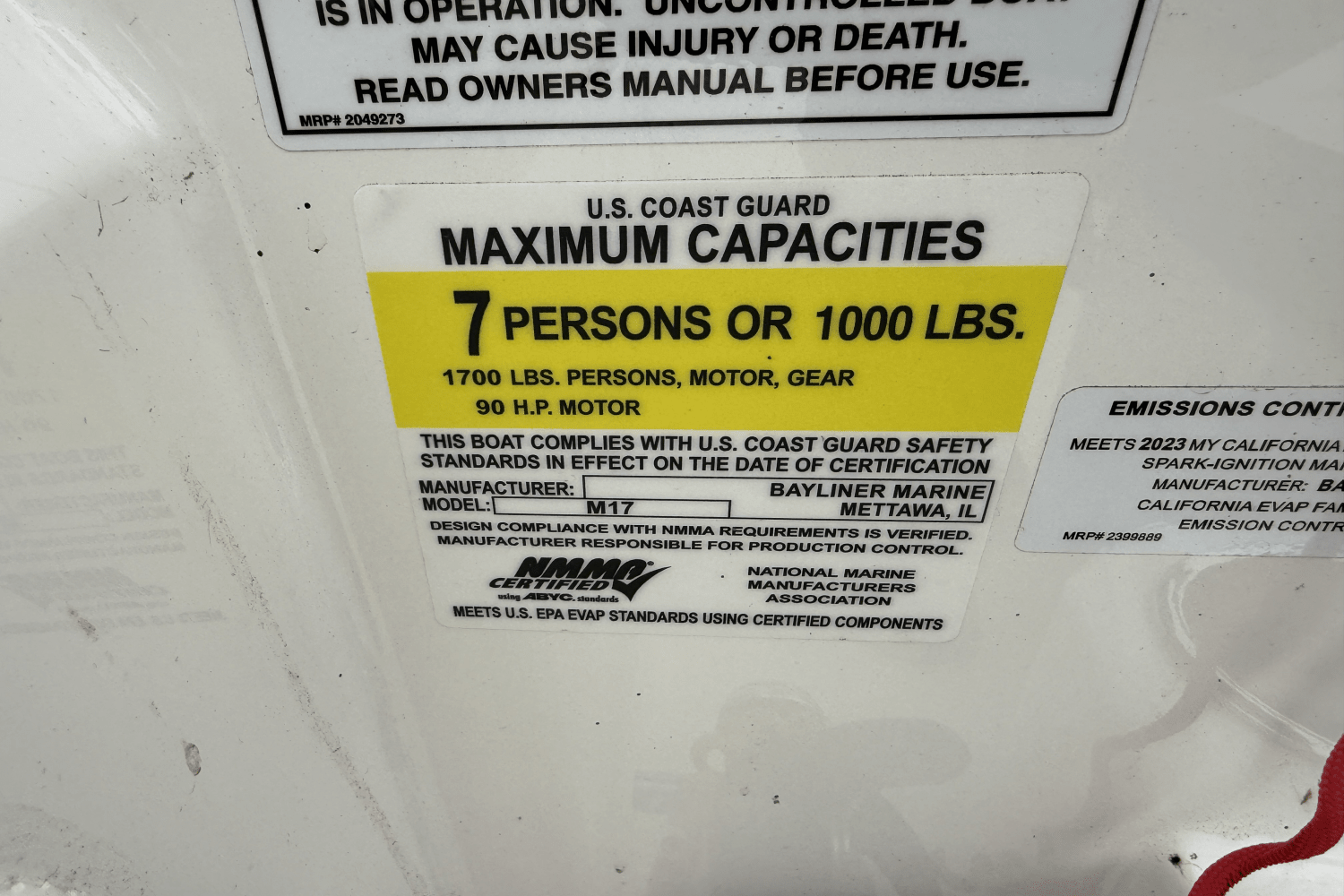 Slide: The Image of Bayliner M17 2023 - 15