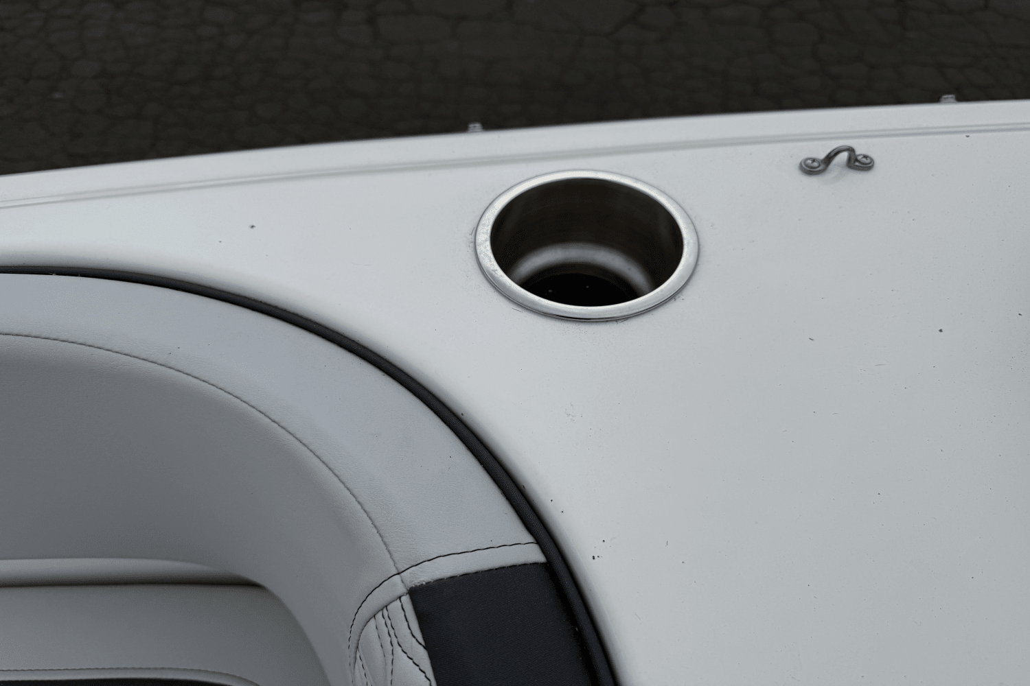 Slide: The Image of Bayliner M17 2023 - 27