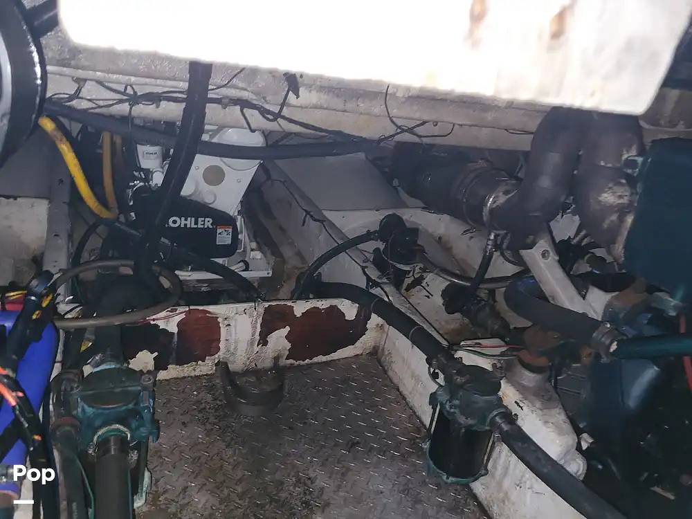 Slide: The Image of Bayliner Motoryacht 3870 1987 - 15413693