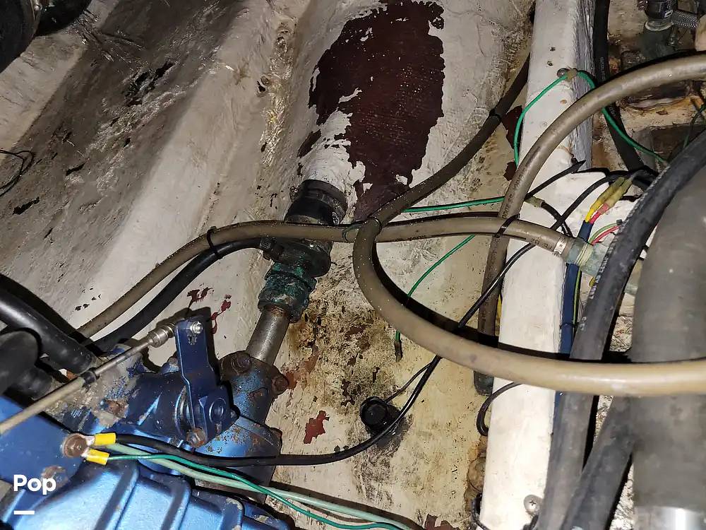 Slide: The Image of Bayliner Motoryacht 3870 1987 - 15413697