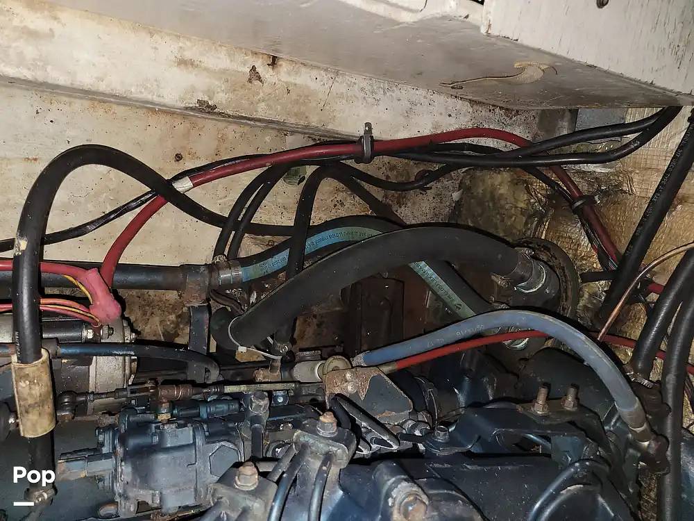 Slide: The Image of Bayliner Motoryacht 3870 1987 - 15413702