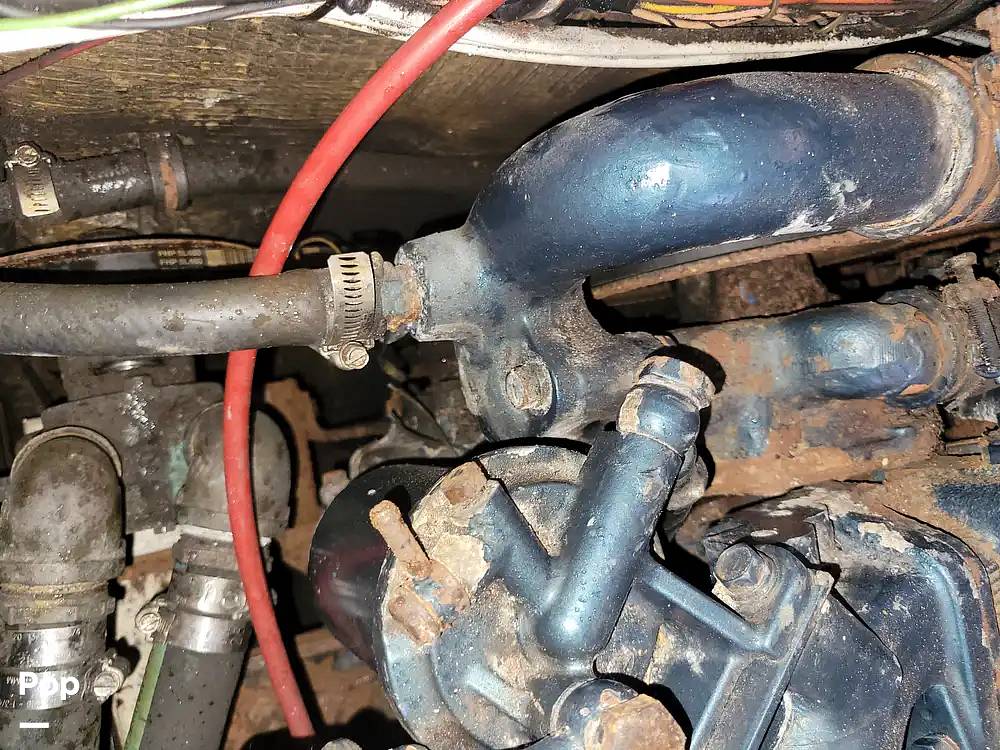 Slide: The Image of Bayliner Motoryacht 3870 1987 - 15413706