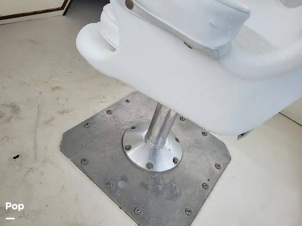 Slide: The Image of Bayliner Motoryacht 3870 1987 - 15413718