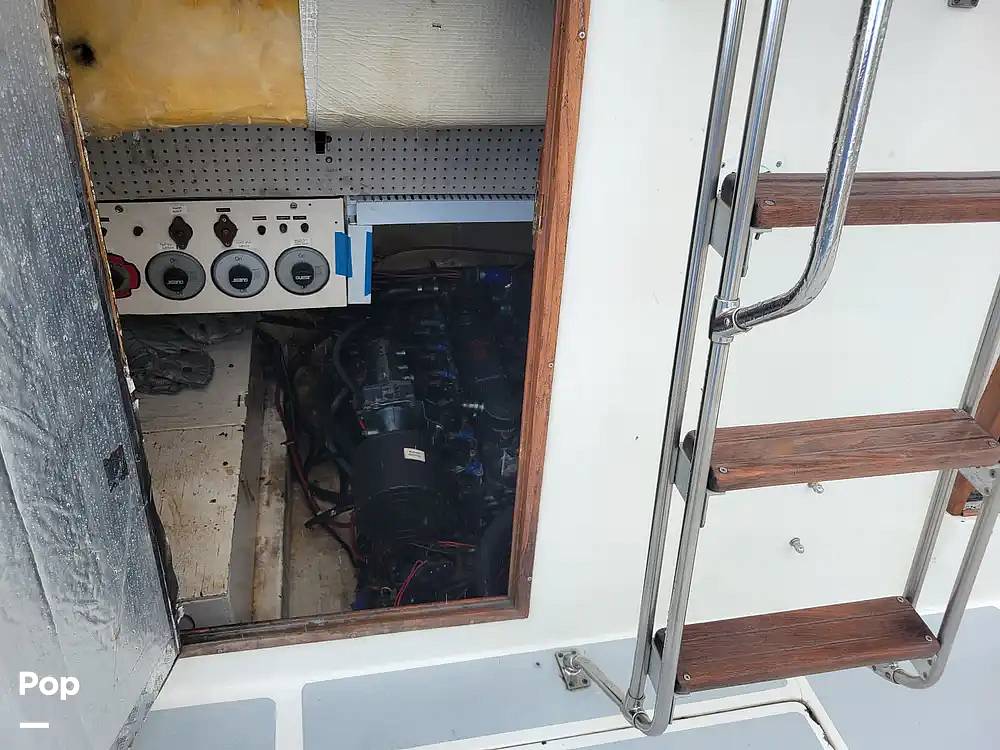 Slide: The Image of Bayliner Motoryacht 3870 1987 - 15413721