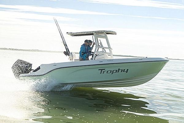 Slide: The Image of Bayliner T22CC 2021 - 0