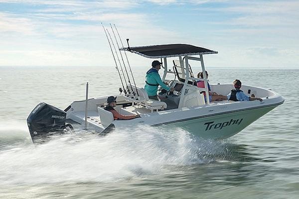 Slide: The Image of Bayliner T22CC 2021 - 1